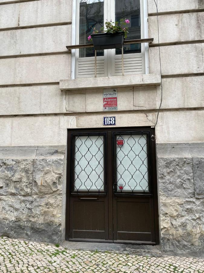Antique M1 R1 - Amazing Double Room With Shared Bathroom In Marques Pombal Lisboa Exterior foto